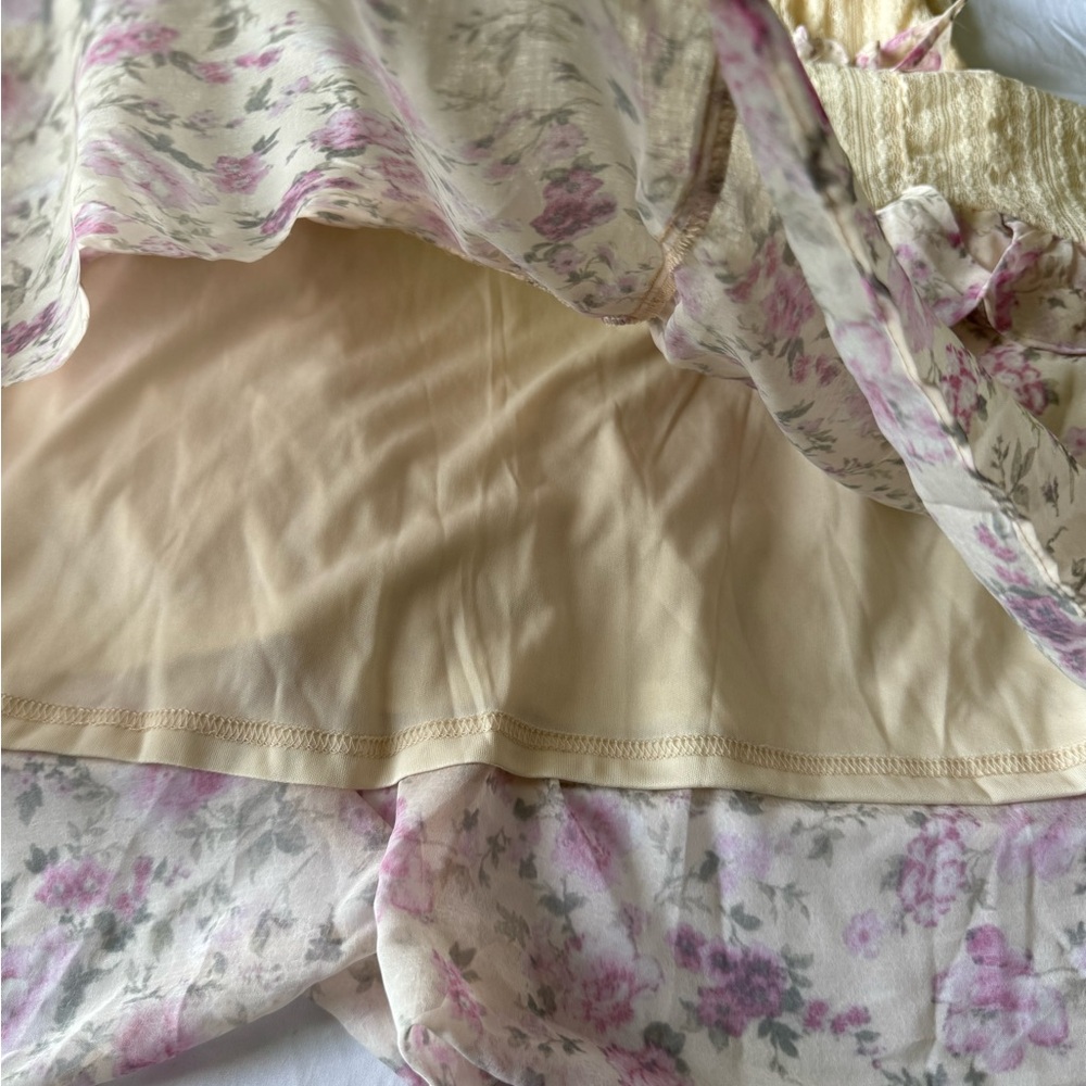 Bluivy Cream and Pink Floral Maxi Skirt - Picture 6 of 11